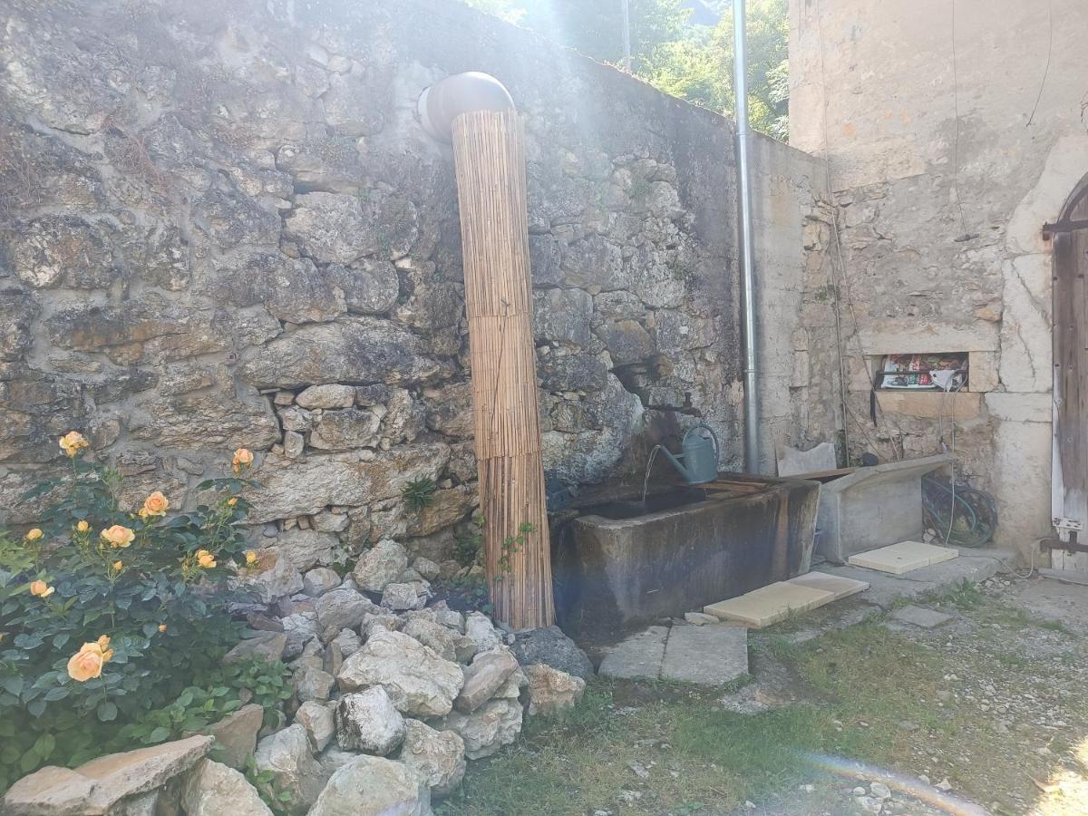 Du Vent Dans Les Arbres -120M2 Belle Vue Sur Le Lac Chindrieux エクステリア 写真